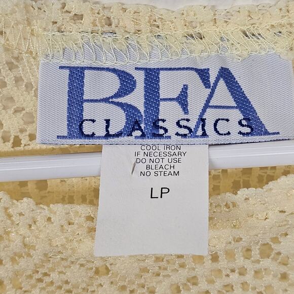 Vtg Sheer Crochet Overlay Lace Blouse Top Womens LP Cottage Coquette - Picture 4 of 7